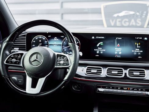 Used 2021 Mercedes-Benz Maybach GLS 600 4MATIC image 54