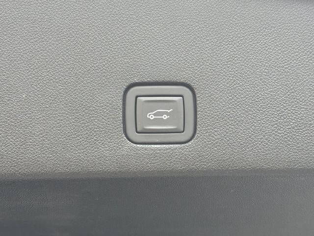 Certified 2024 Cadillac XT6 Premium Luxury FWD image 20