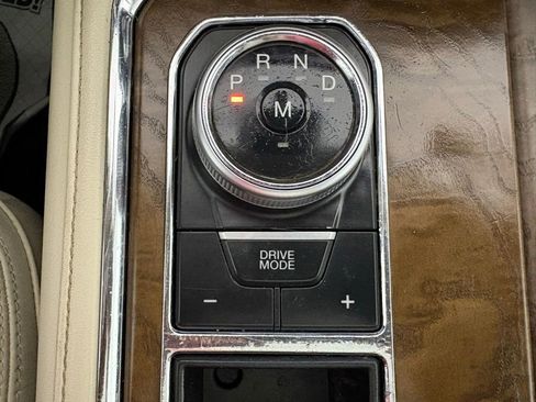 Used 2019 Ford Expedition Platinum RWD image 35