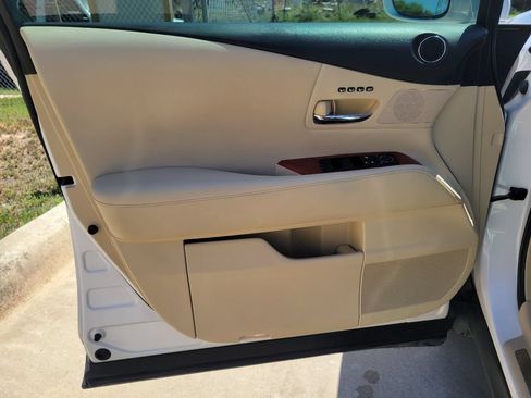Used 2010 Lexus RX 350 2WD w/ Premium Pkg image 7