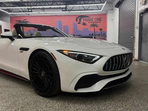 Used 2023 Mercedes-Benz SL 43 AMG image 1