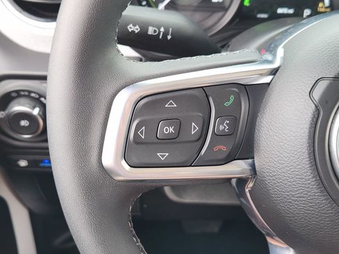 Used 2025 Jeep Wrangler Sahara w/ Safety Group image 36