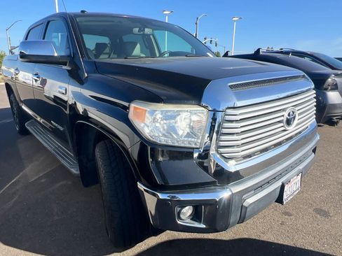 Used 2015 Toyota Tundra Limited w/ Limited Premium Package AWD/4WD image 3