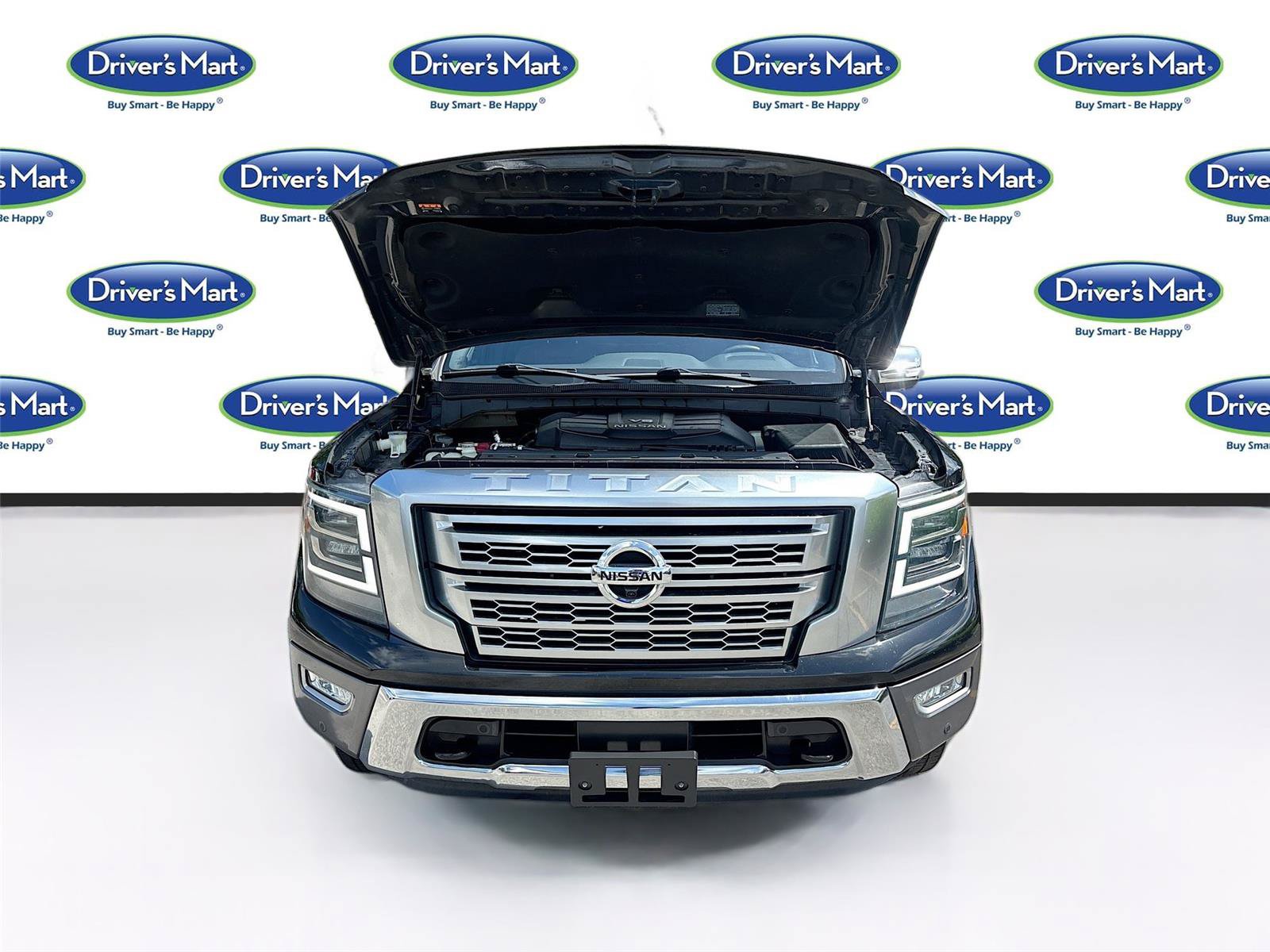 Used 2020 Nissan Titan Platinum Reserve w/ Moonroof Package AWD/4WD image 34