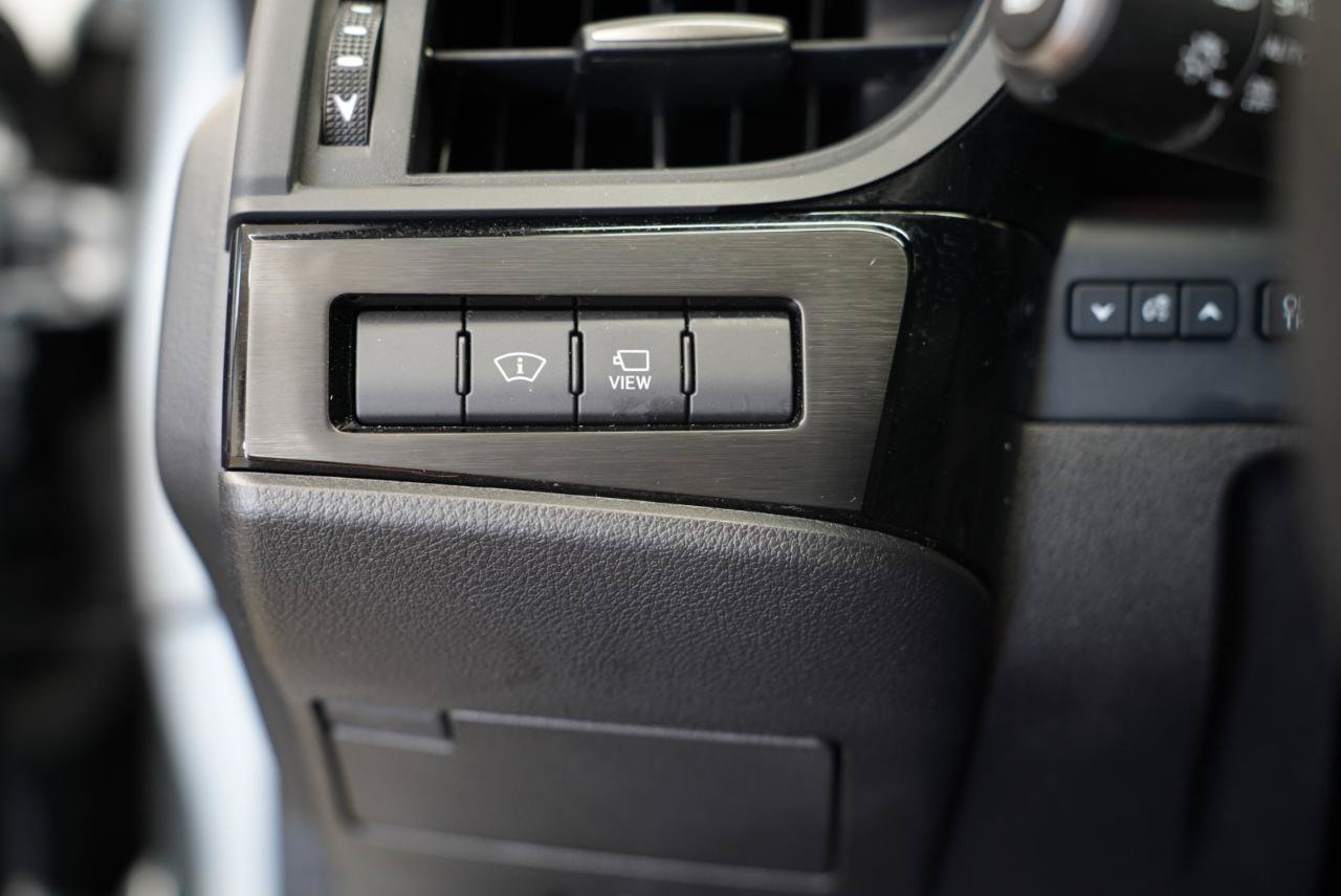 Used 2024 Lexus ES 300h F Sport w/ Accessory Package (Z2) FWD image 24