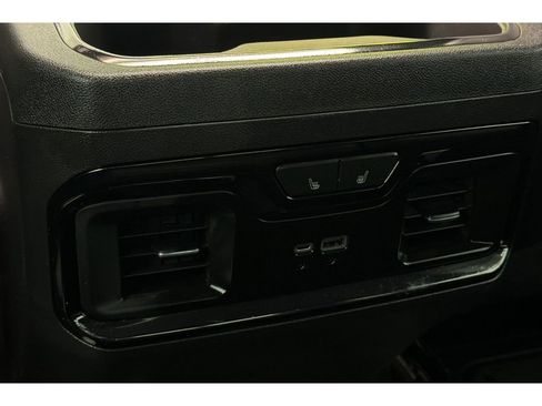 Used 2023 GMC Sierra 1500 AT4 w/ AT4 Premium Package AWD/4WD image 14