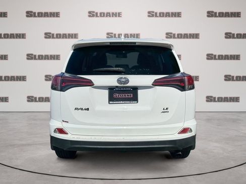 Used 2018 Toyota RAV4 LE w/ All Weather Liner Package image 4