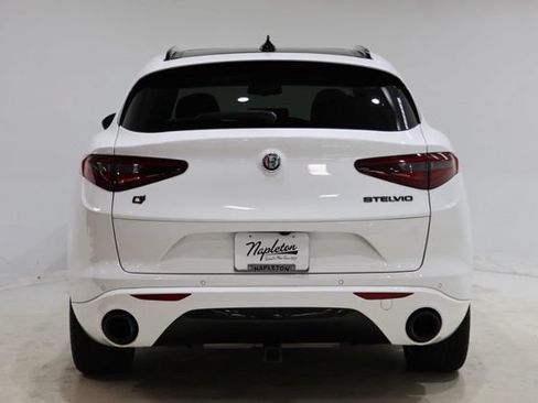 Used 2020 Alfa Romeo Stelvio Ti Sport w/ Quick Order Package 22S Sport AWD/4WD image 6
