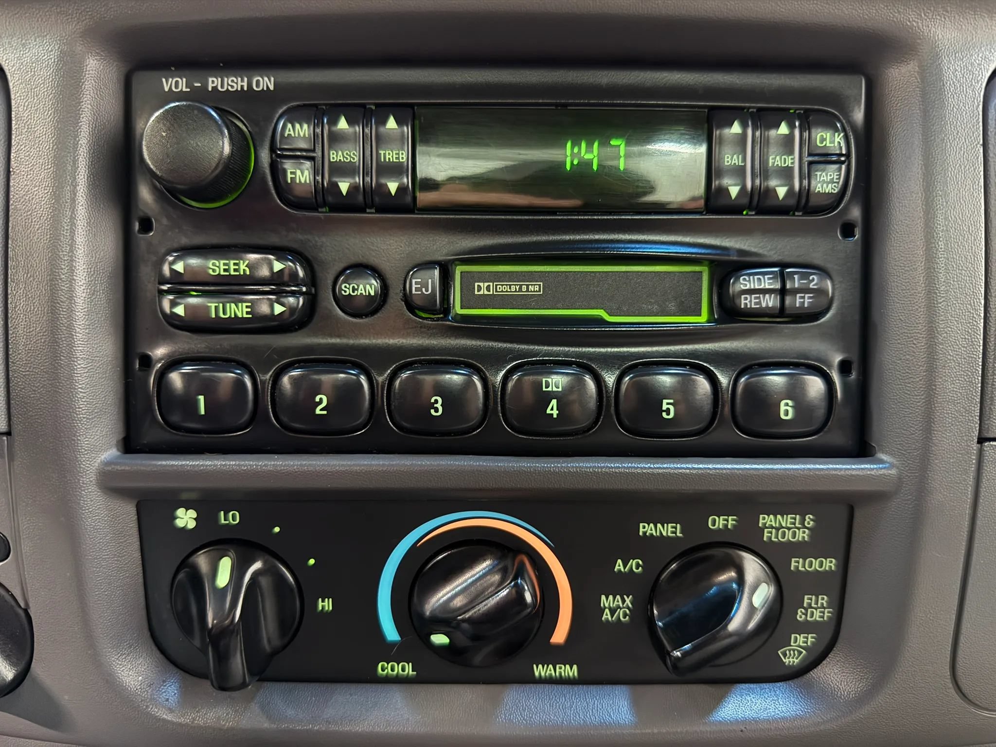 Used 1999 Ford F150 4x4 Regular Cab image 18