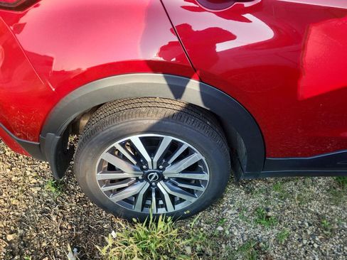 Used 2023 Nissan Kicks SV FWD image 3
