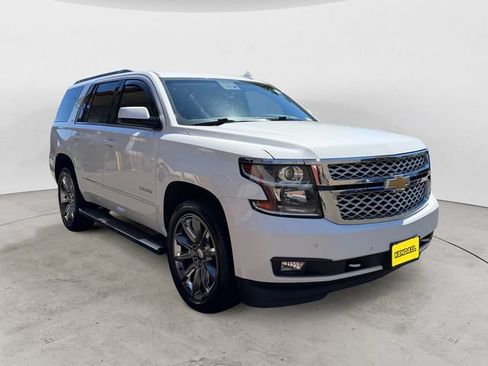 Used 2018 Chevrolet Tahoe LT w/ LT Signature Package AWD/4WD image 7