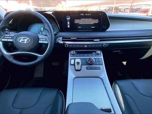 Used 2025 Hyundai Palisade SEL AWD/4WD image 16