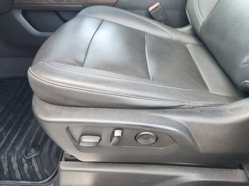 Used 2022 Chevrolet Silverado 1500 LT Trail Boss w/ LT Trail Boss Premium Package image 25