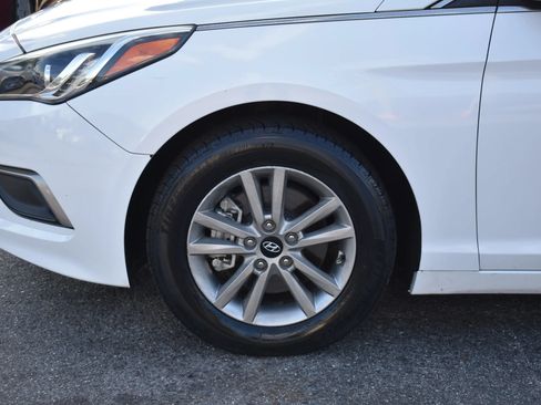 Used 2016 Hyundai Sonata SE FWD image 39