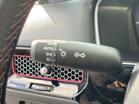 Used 2025 Honda Civic Si image 9