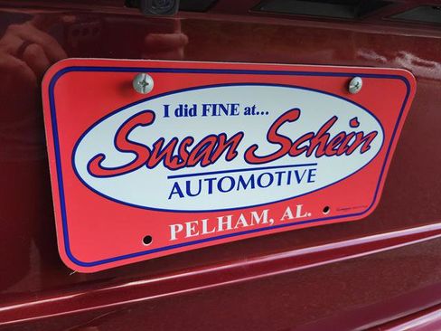 Used 2023 Toyota Highlander L image 37