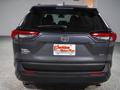 Used 2024 Toyota RAV4 XLE image 8