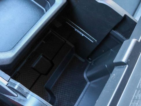 Used 2021 RAM 1500 Big Horn image 22