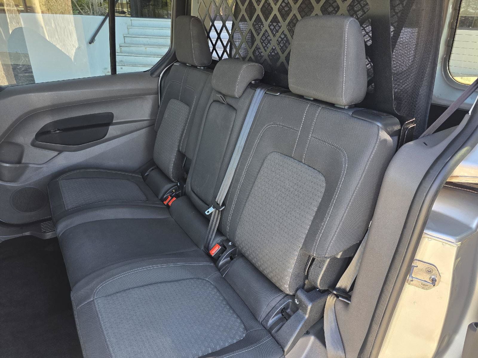 Used 2022 Ford Transit Connect XLT FWD image 28