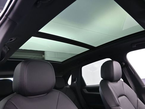 New 2026 Porsche Cayenne image 22