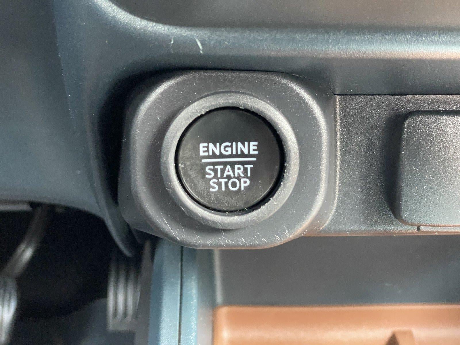 Used 2023 Ford Maverick Lariat w/ Lariat Luxury Package FWD image 28