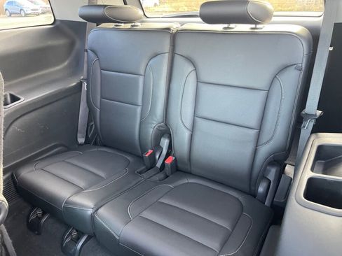 Used 2019 GMC Acadia SLT image 15