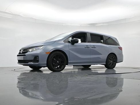 Used 2025 Honda Odyssey Sport-L image 39
