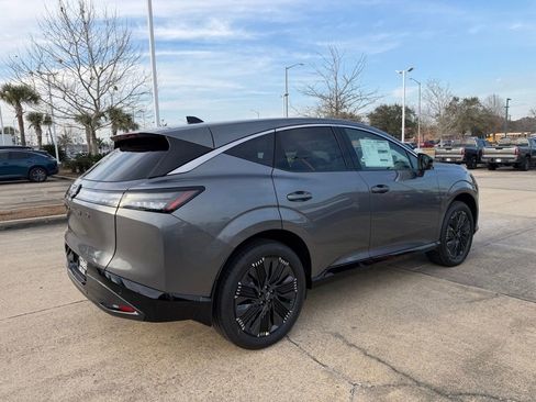 New 2026 Nissan Murano Platinum image 3