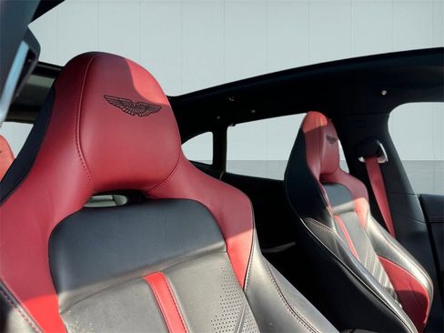 Used 2023 Aston Martin DBX 707 image 39