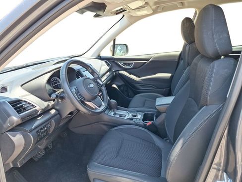 Used 2023 Subaru Forester Premium AWD/4WD image 10