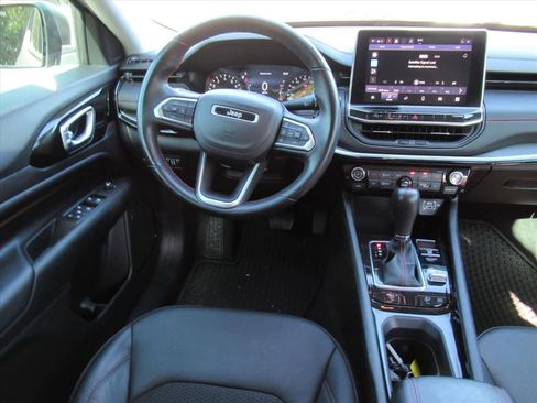 Used 2022 Jeep Compass Trailhawk w/ Trailhawk Convenience Group image 12