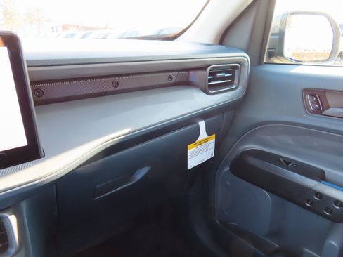 New 2026 Ford Maverick Lobo image 10