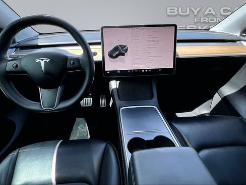 Used 2023 Tesla Model Y Performance AWD/4WD image 16