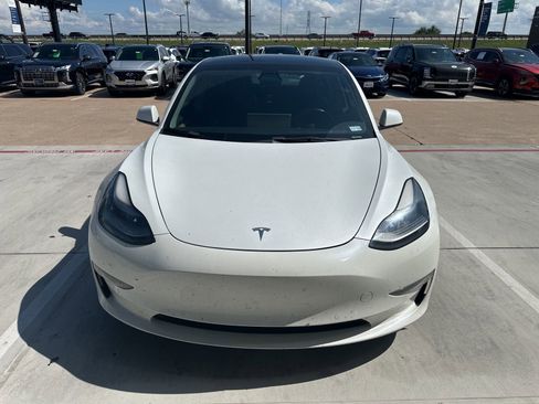 Used 2022 Tesla Model 3 RWD image 3