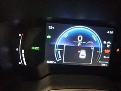 Used 2023 Toyota Corolla Cross AWD Hybrid image 10
