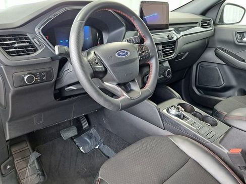 Used 2025 Ford Escape ST-Line FWD image 8