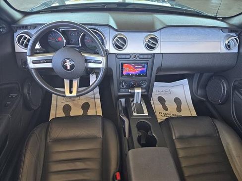Used 2005 Ford Mustang GT Premium image 3
