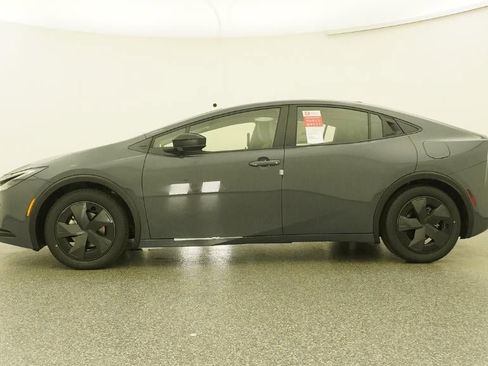 New 2026 Toyota Prius LE image 52