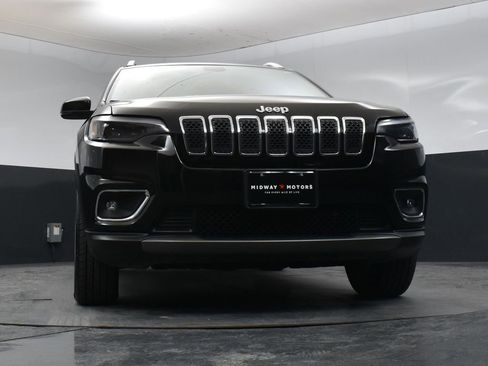Used 2019 Jeep Cherokee Limited image 29