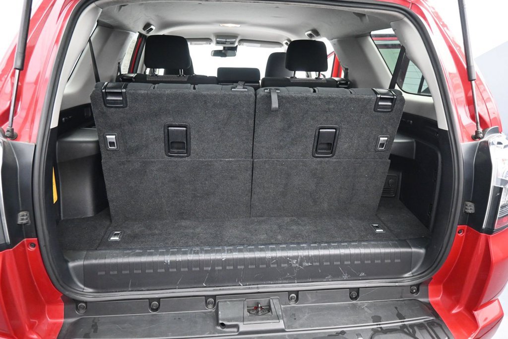 Used 2024 Toyota 4Runner SR5 AWD/4WD image 16