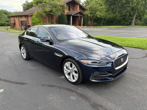 Used 2020 Jaguar XE S RWD image 3