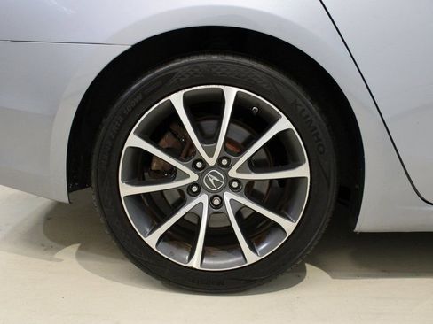 Used 2015 Acura TLX V6 image 11