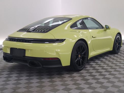 Certified 2025 Porsche 911 Carrera RWD image 9