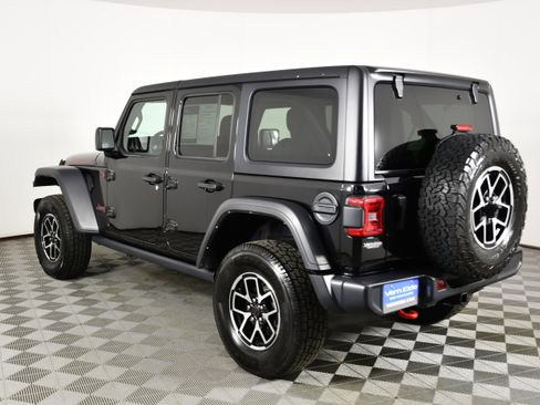 Used 2024 Jeep Wrangler Unlimited Rubicon image 8