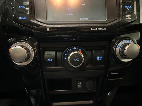 Used 2019 Toyota 4Runner TRD Off-Road Premium image 38