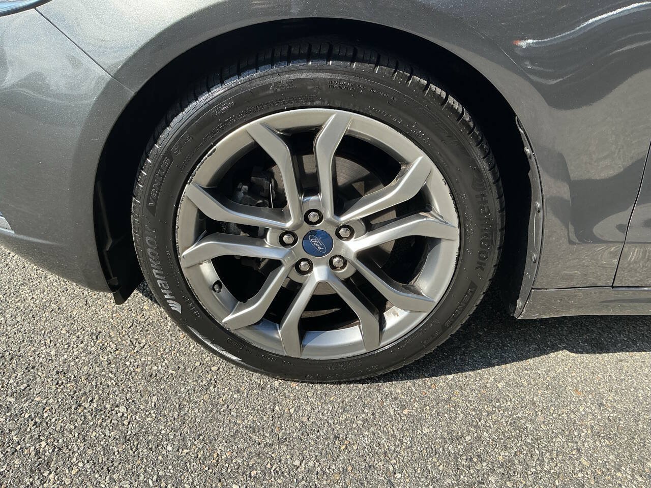 Used 2019 Ford Fusion SEL FWD image 9