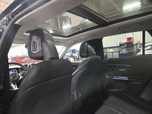 Certified 2025 Mercedes-Benz GLC 350e 4MATIC image 7