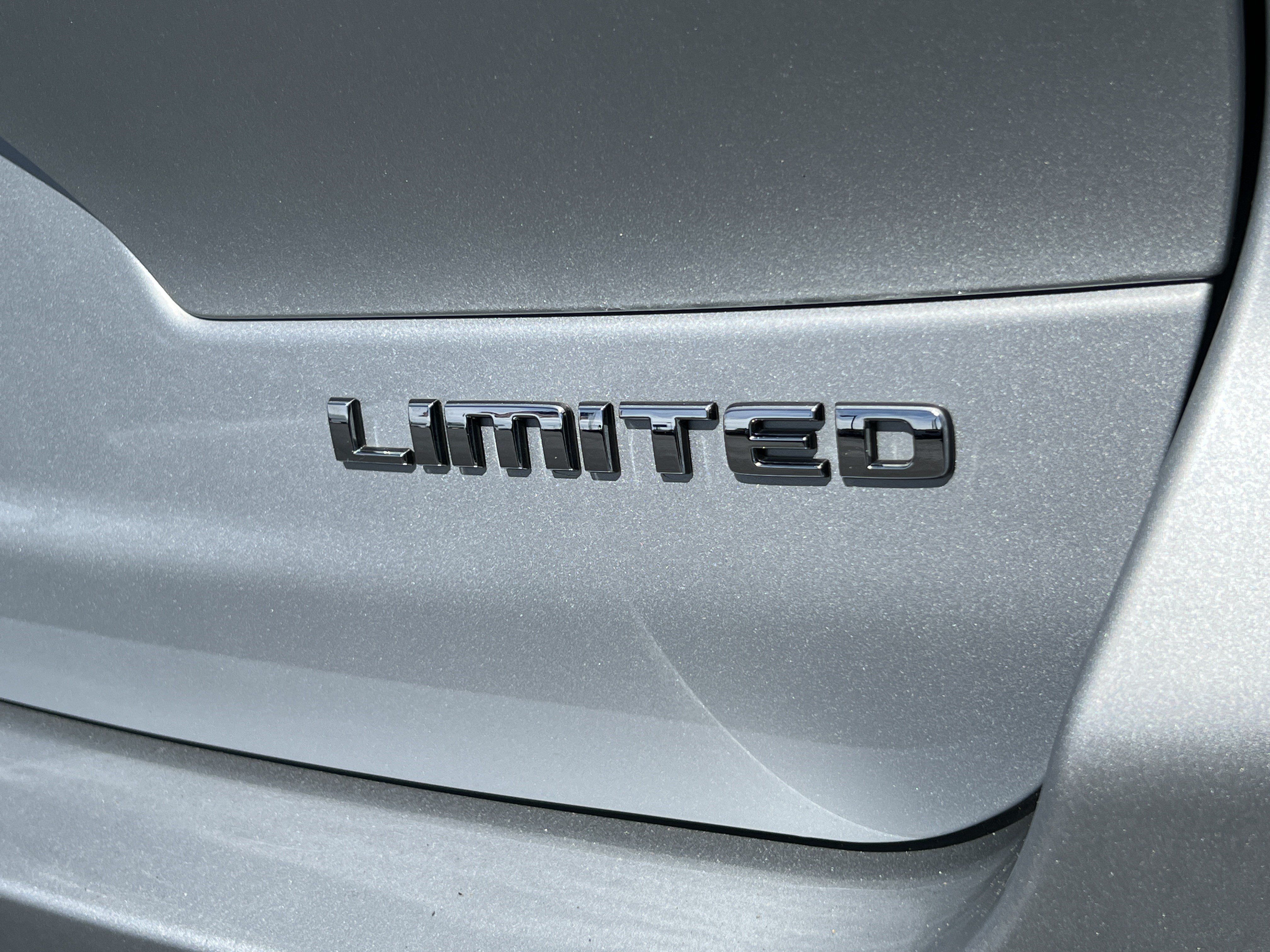 Used 2021 Jeep Grand Cherokee L Limited AWD/4WD image 10
