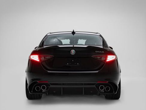 Used 2024 Alfa Romeo Giulia Quadrifoglio w/ Active Assist Plus Package image 4