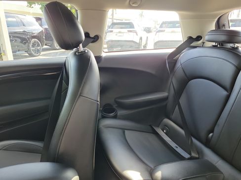 Used 2019 MINI Cooper 2-Door Hardtop FWD image 14
